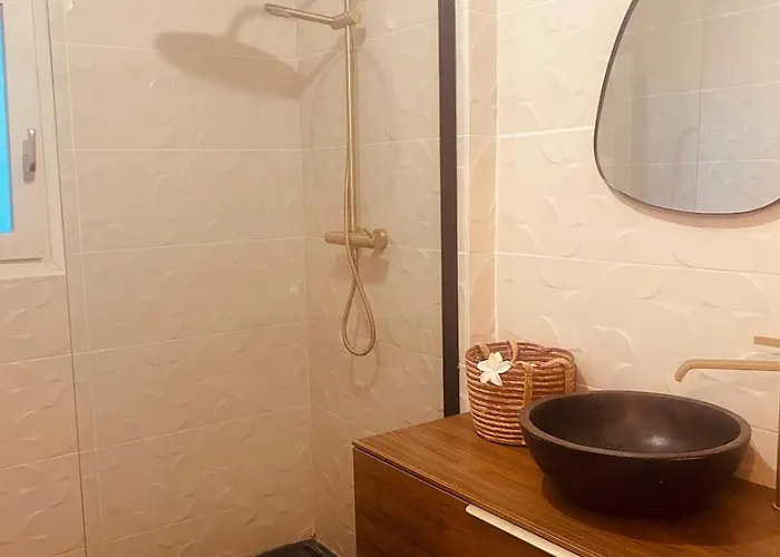 アパート Cozy Near Center And Train Station